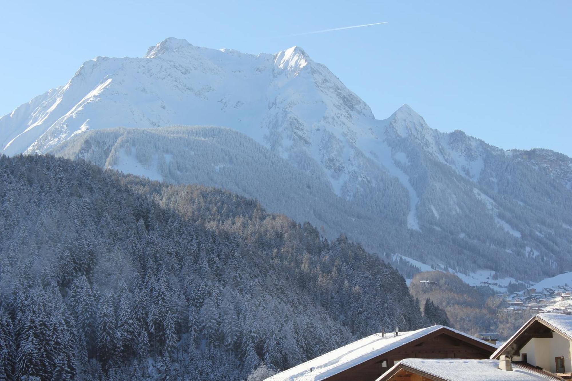 Apart Mountain Lodge Mayrhofen Ngoại thất bức ảnh